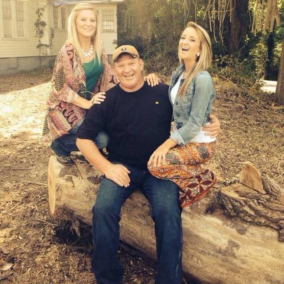 Meet your Posher, Mallorie - Picture 1 of 1