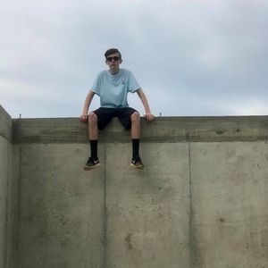 Meet your Posher, Tom