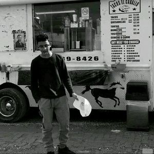 Meet your Posher, Xavier