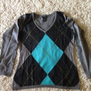 NY&Co Argyle Sweater Size Small
