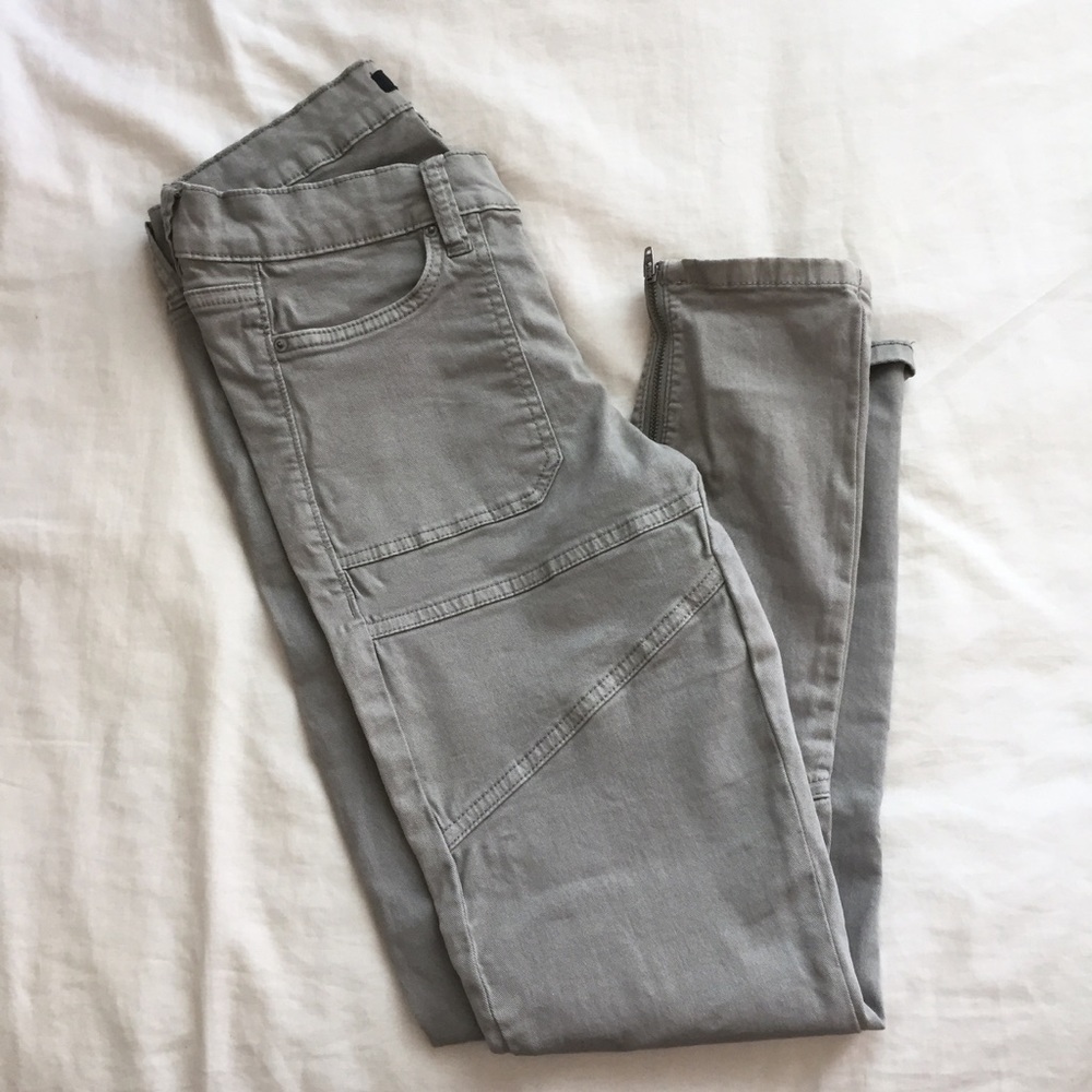 BDG Khaki Jeans
