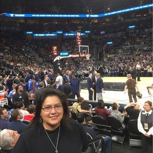 Meet your Posher, Theresa