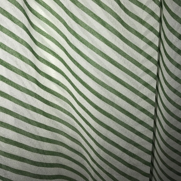 Loose-fitting sleeveless dress - Picture 2 of 2