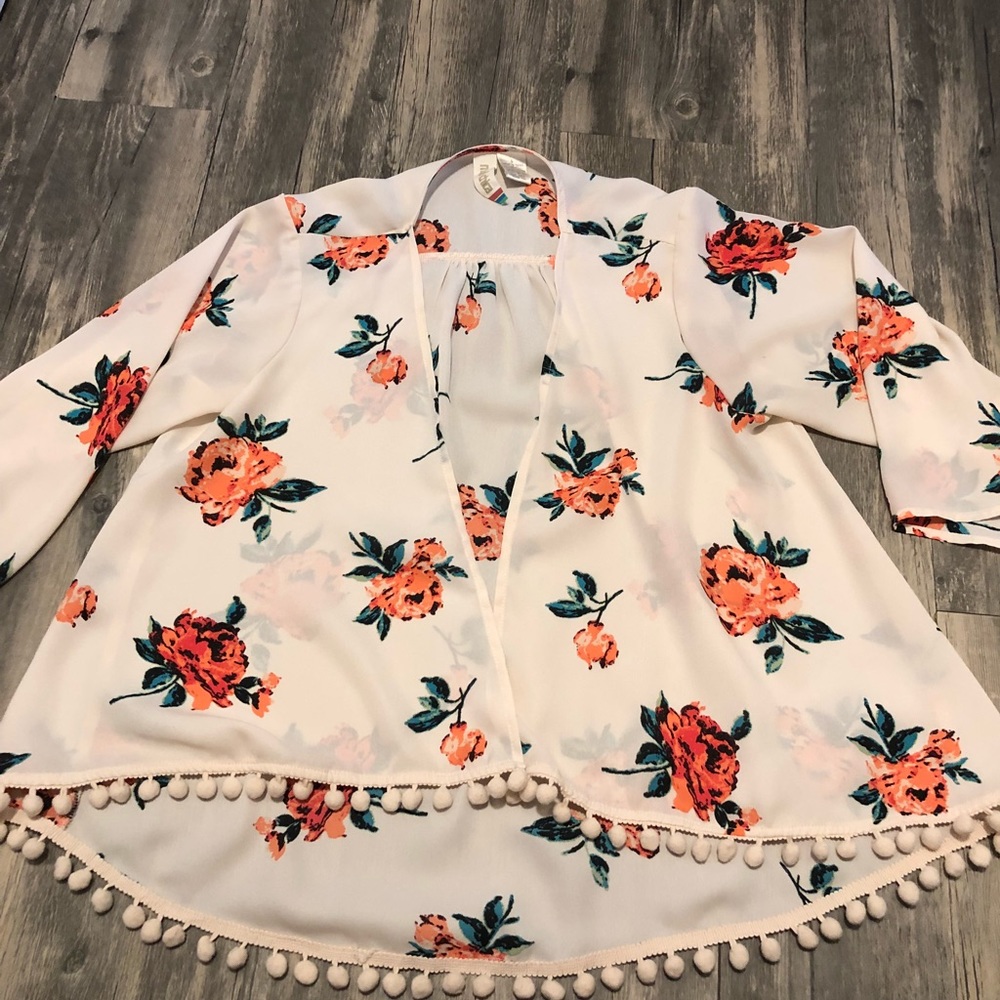 Super Cute Top With Flowers And Pom Poms