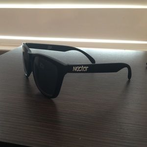 New--great gift! Nectar Sunglasses