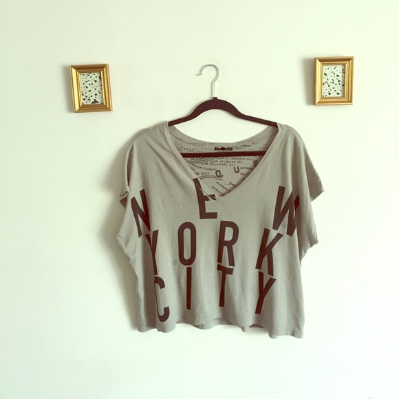Truly Madly Deeply Tops - New York City Cropped Tee