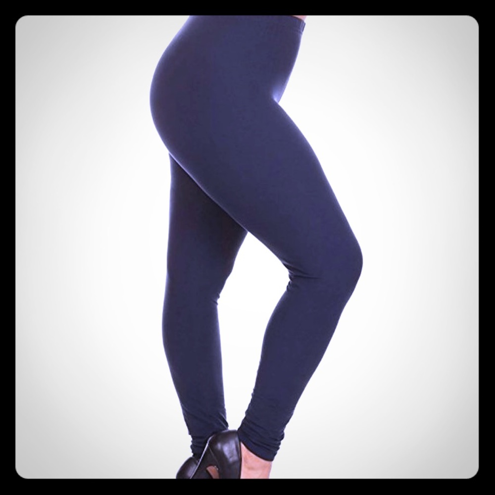 NWT Navy OR Black Leggings (purchase separately)