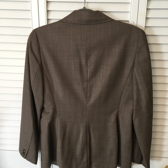 Ann Taylor blazer, excellent condition. - Picture 4 of 5