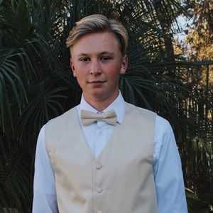 Meet your Posher, Caleb