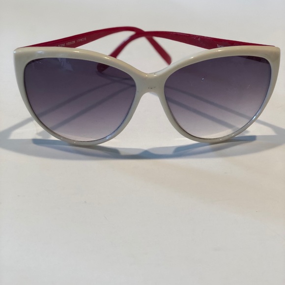 Visual Scene Accessories - Visual Basics
