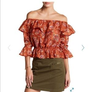 JOA
Off-the-Shoulder Ruffle Blouse