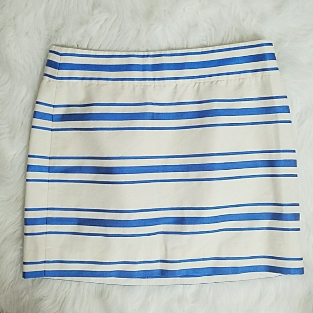 💙Women’s J Crew Skirt - Size 2💙