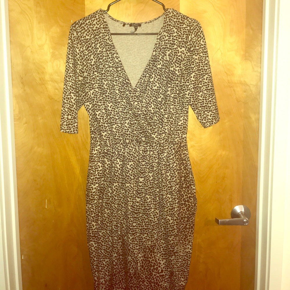 Patterned side ruched dress