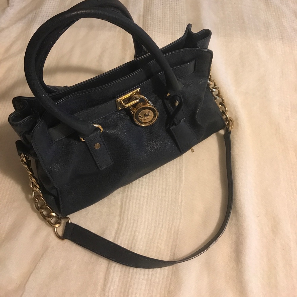 Authentic Navy Blue Michael Kors purse! ✨