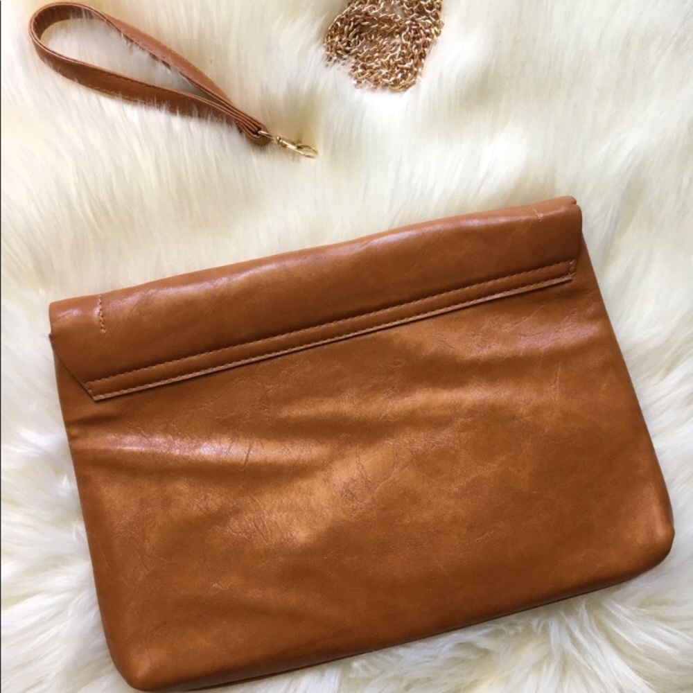 🆕Tan Studded Cross-Body Clutch - Picture 2 of 3