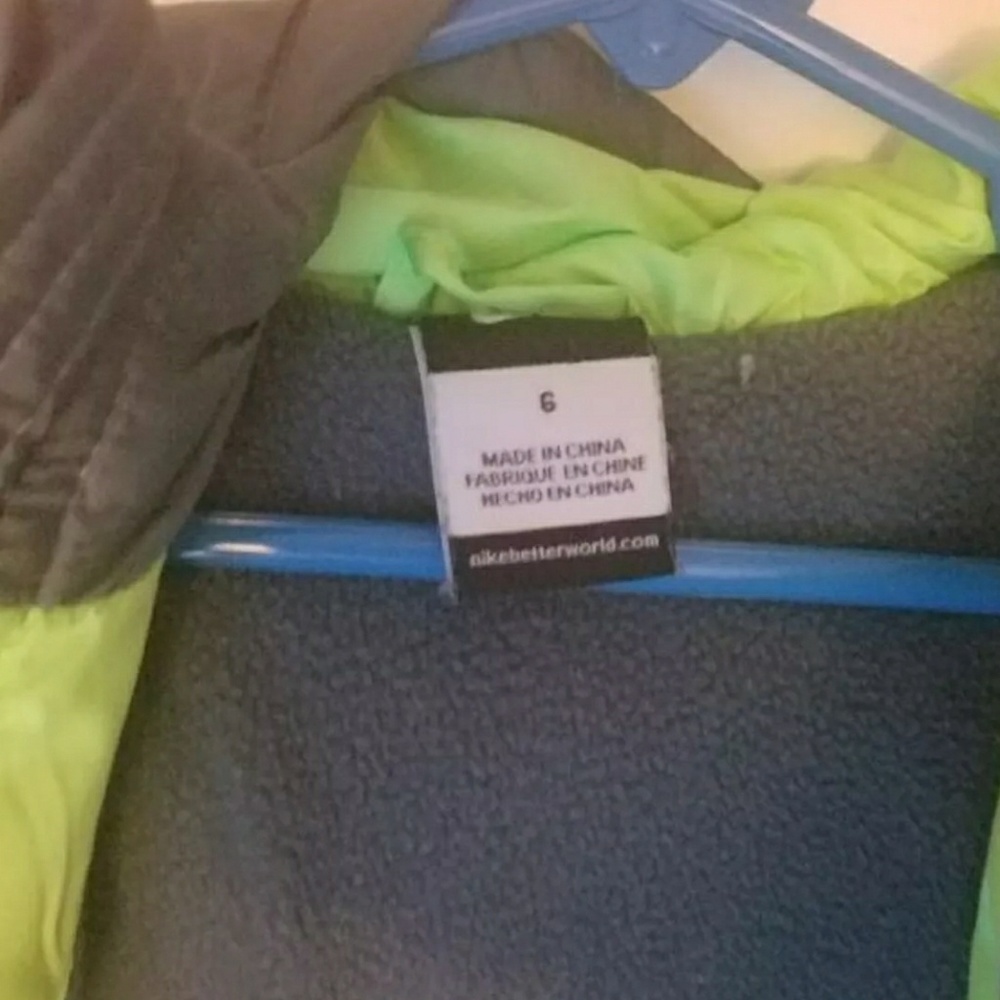 Nike boys coat size 6