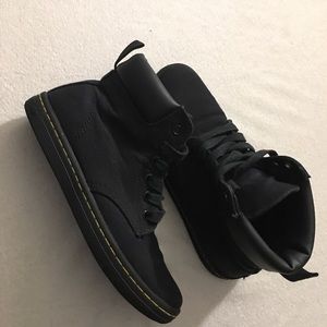 Womens Dr. Martens Canvas Black