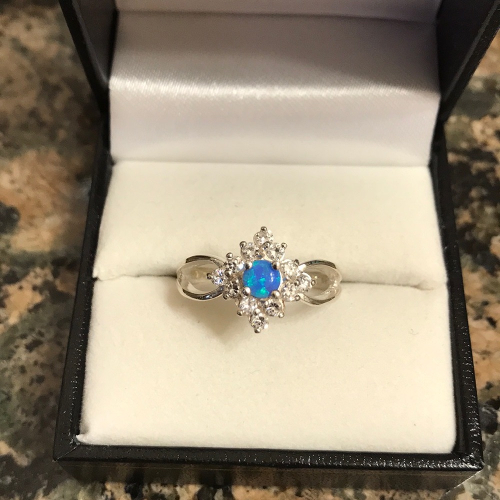 STERLING SILVER CREATED FIRE OPAL RING SIZE 8 NIB