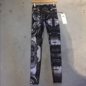 ALO Yoga Tech Lift AirBrush Leggings