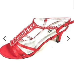 Red Snadlas  comfy heels with rhinestone