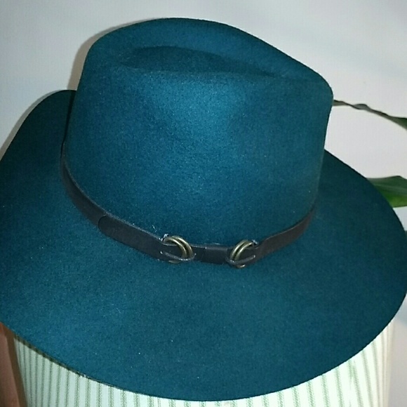 Accessories - Wool green hat with black leather brass detail