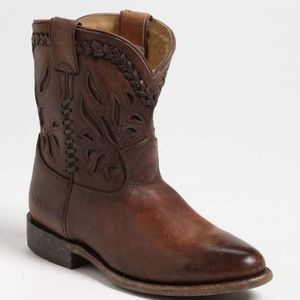 Frye Wyatt Overlay Short Boot - Fab! - 7.5