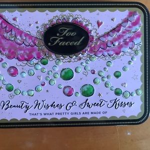 Rare too faced palette. Lightly used and sanitized