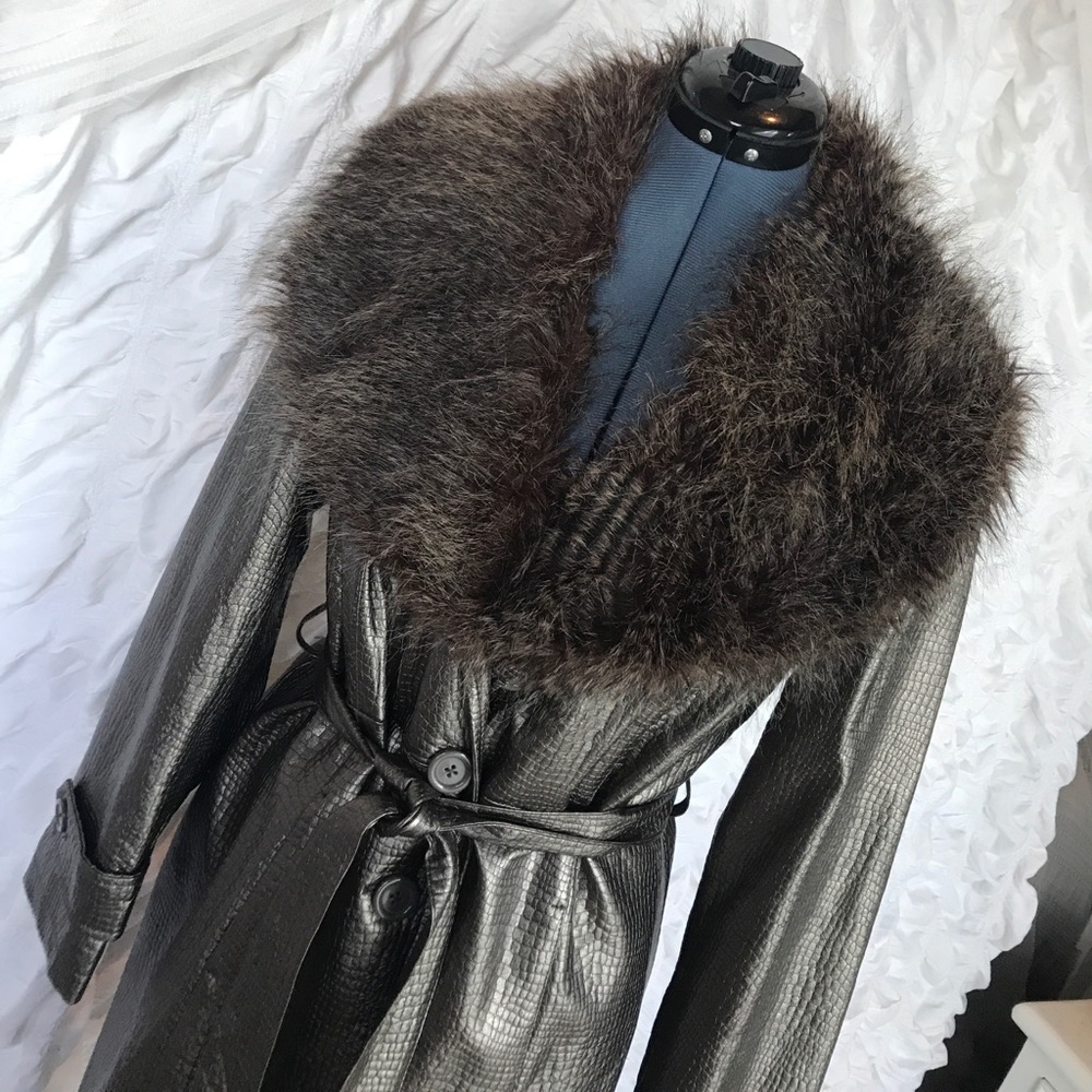 Gorgeous faux leather/fur bronze metallic Trench