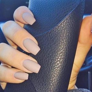 Meet your Posher, Veronica