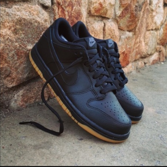 Nike Shoes - NWT Nike 💥Dunk Low Black W, size 9.