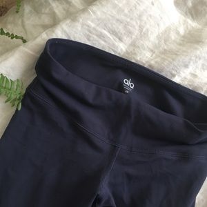 Alo Navy Mesh Leggings