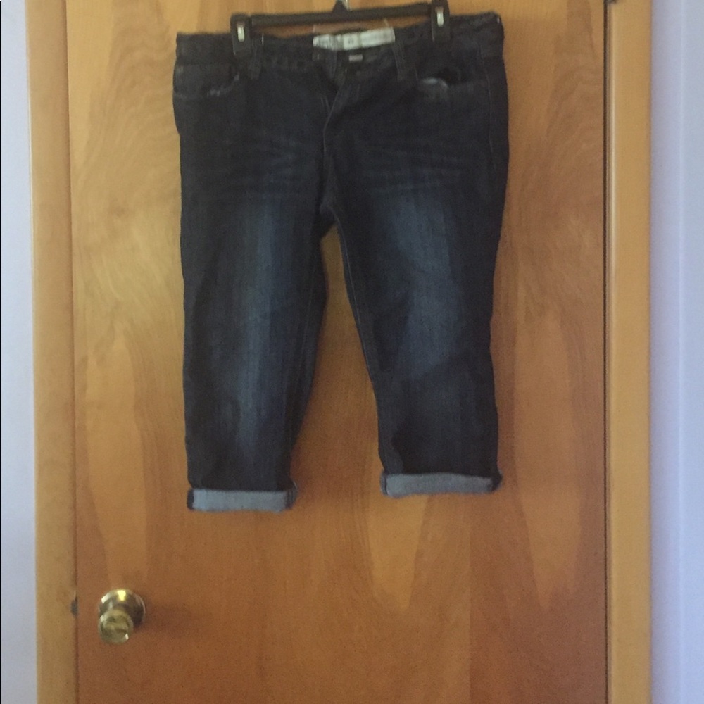 Charlotte Russe size 12 jeans Capris