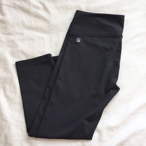 FABLETICS Capri Leggins