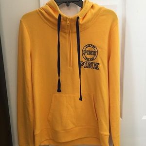 ✨ PINK half zip/ hoodie ✨