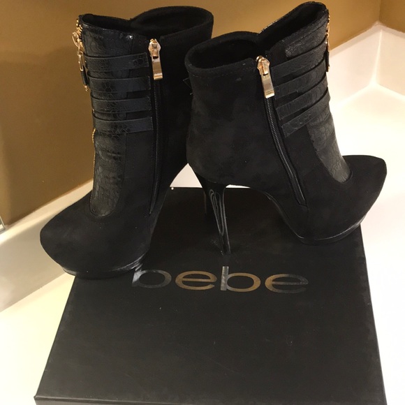 BEBE boots! Only worn once. ✨GREAT condition ✨ - Picture 2 of 8