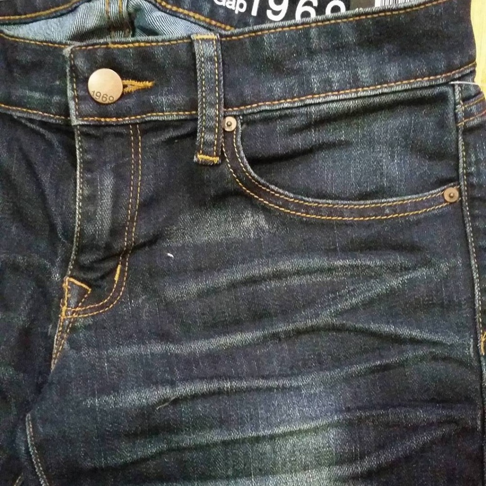 Gap 1969 Low Rise Boot Cut Curvy Style Jeans 26/2a