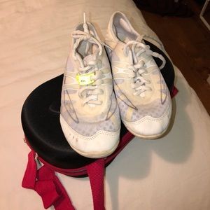 Infinity cheer shoes