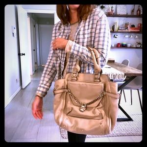 Chloe leather handbag with lock and crosschain