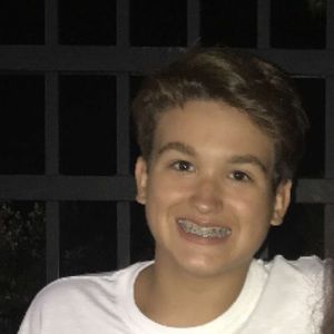 Meet your Posher, Max