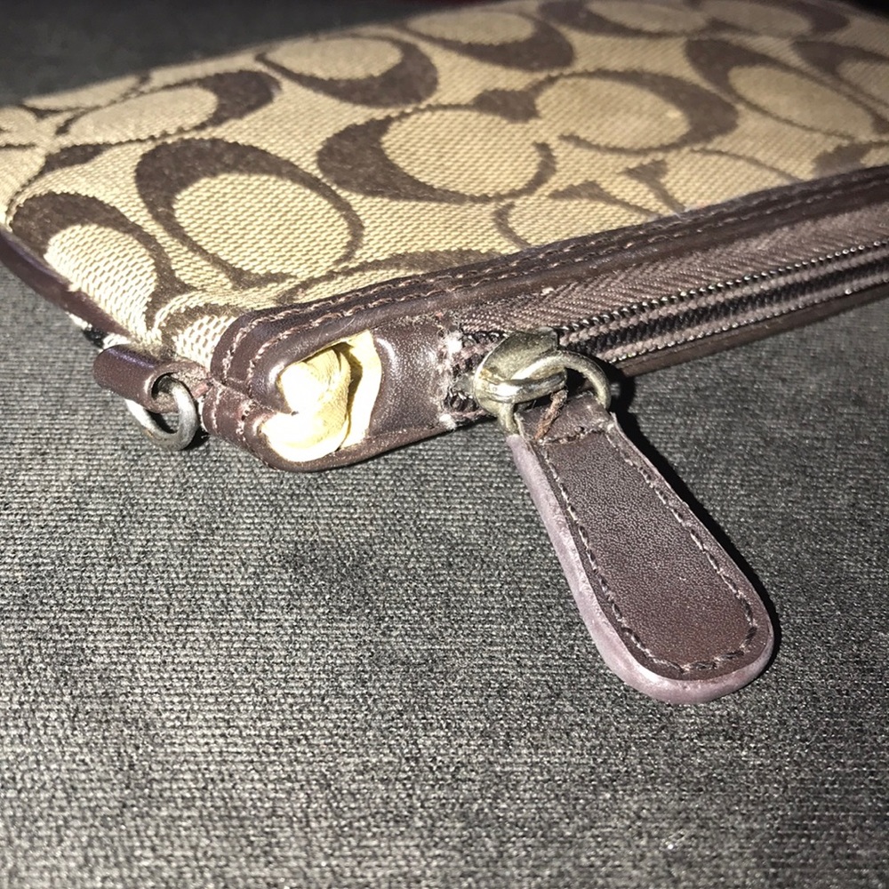 Coach Wallet - Picture 4 of 6