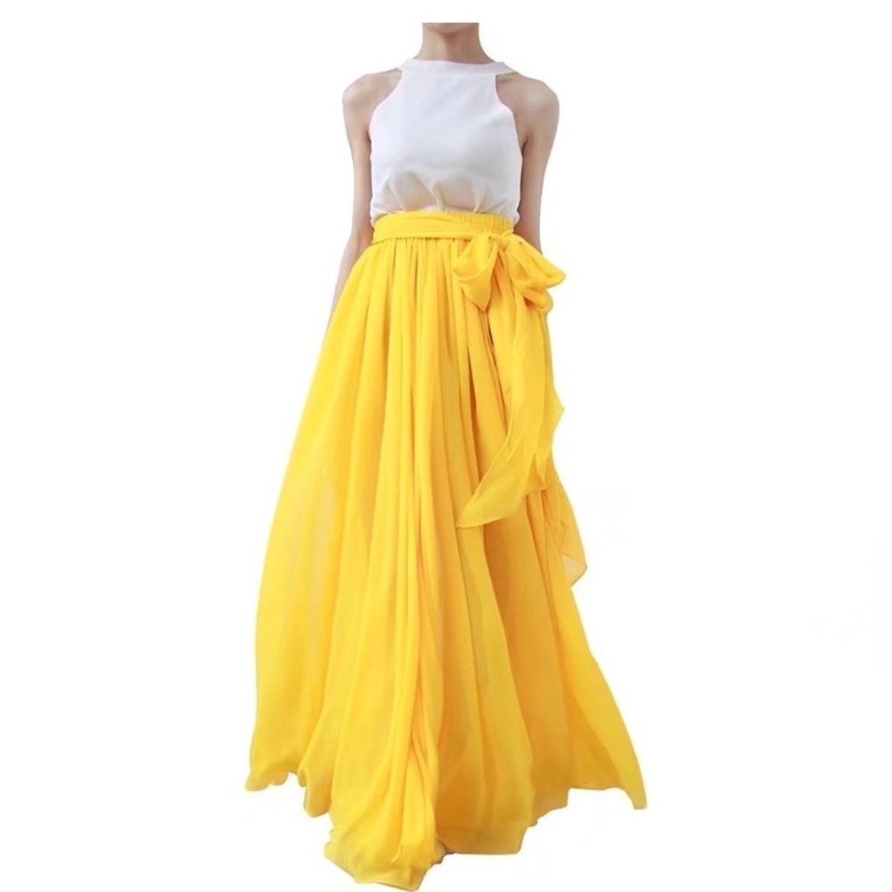 Yellow maxi skirt
