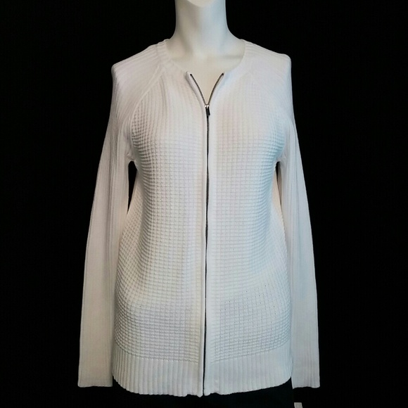 Liz Claiborne Sweaters - Comfortable white zip-up sweater