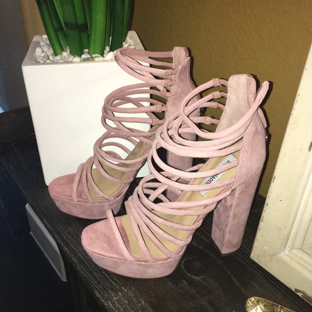 Blush suede Steve Madden platform sandal