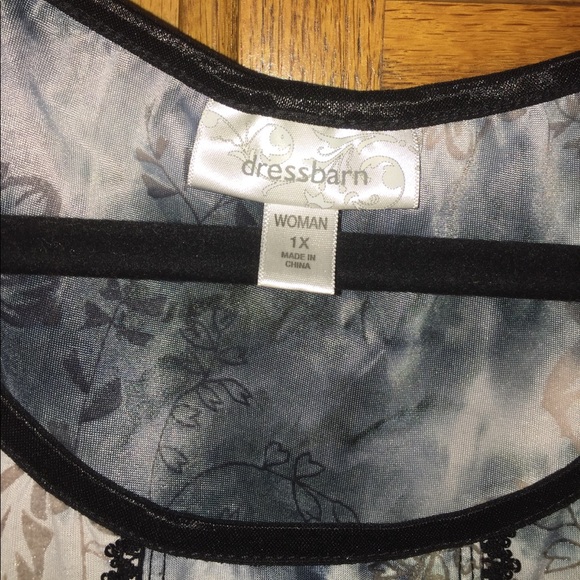 Dress barn shirt! - Picture 2 of 4