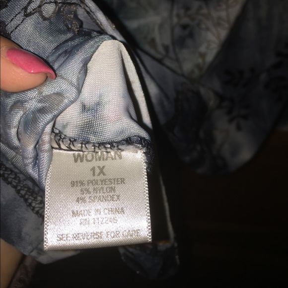 Dress barn shirt! - Picture 4 of 4