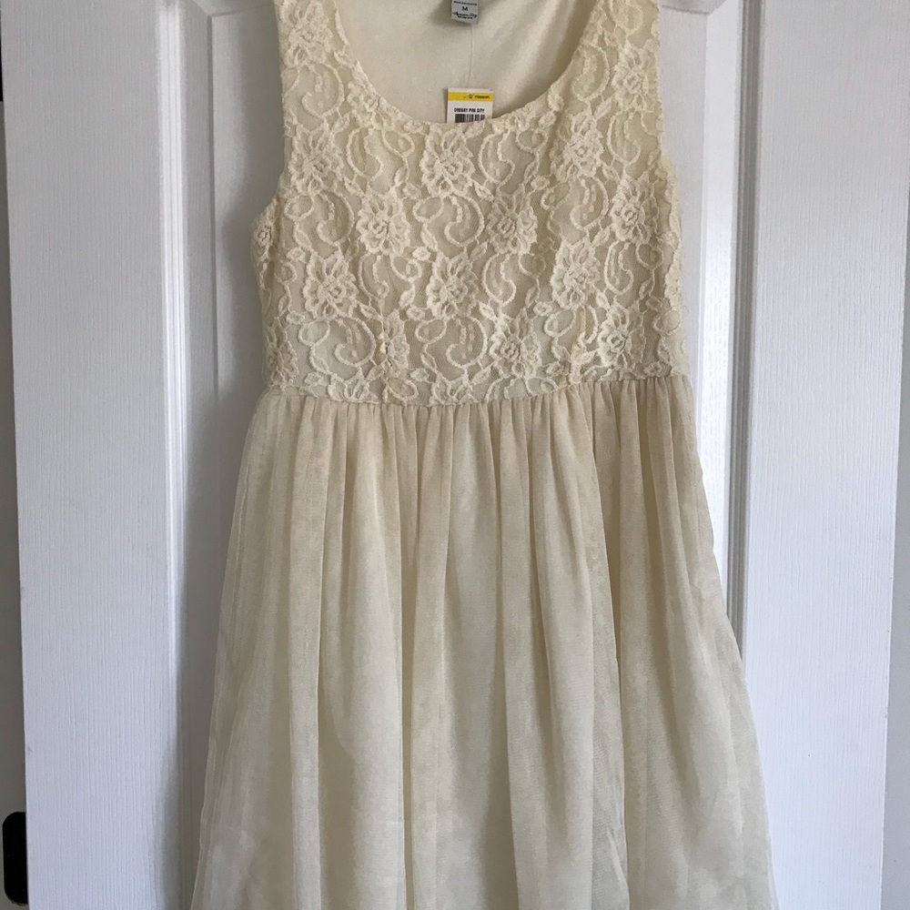 Perfect wedding occasion dress for bride