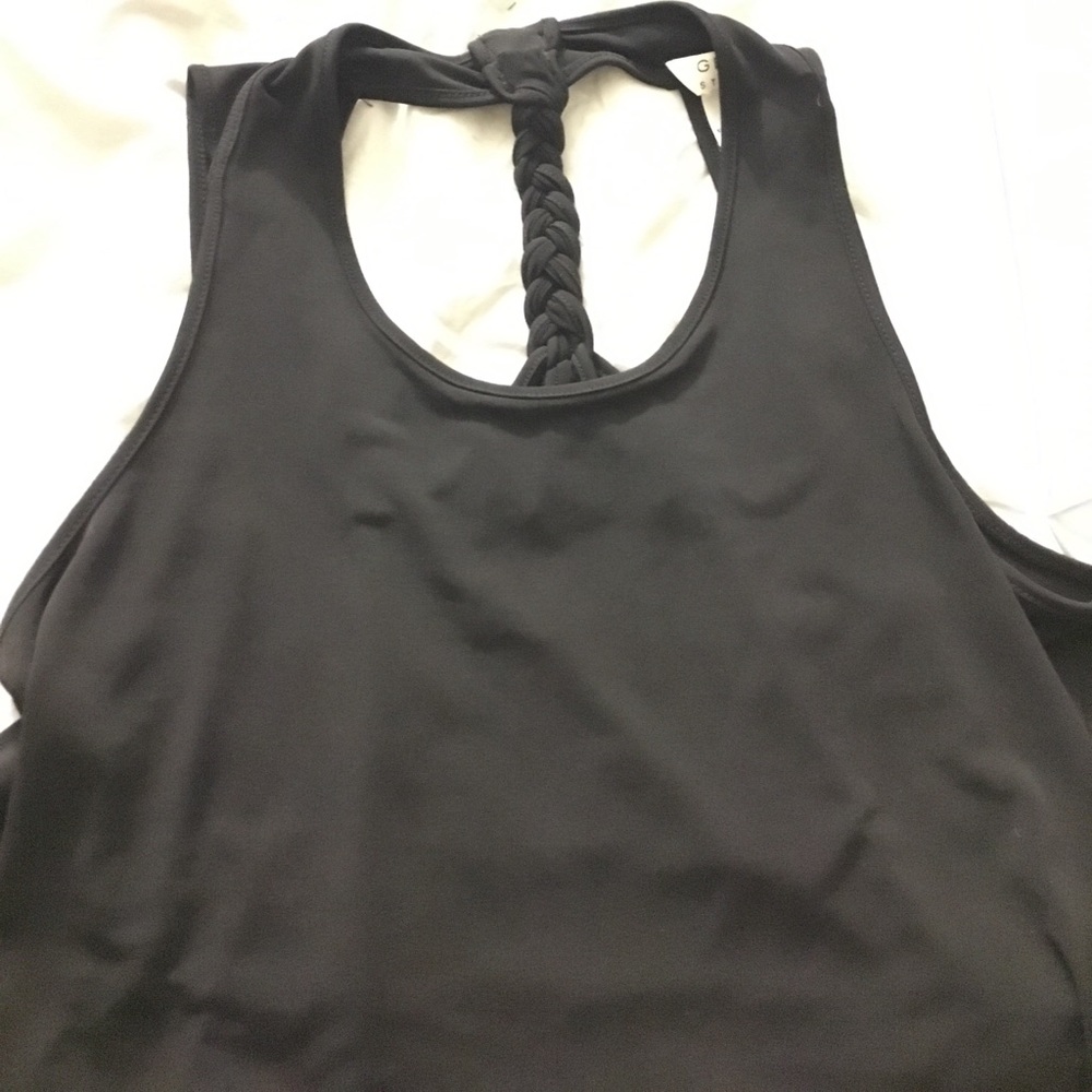 Black Tank Top !!