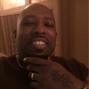 Meet your Posher, Larry