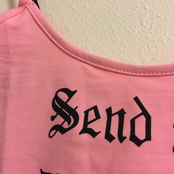 🔥🐶 “Send me dog pics" graphic cami crop tank - Picture 7 of 7