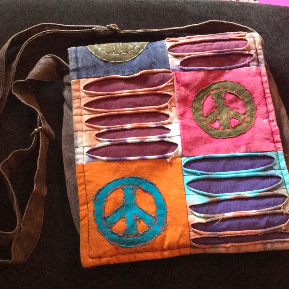 Cute cross body bag!